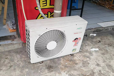 铁门关空调突然不制冷只吹自然风怎么办？